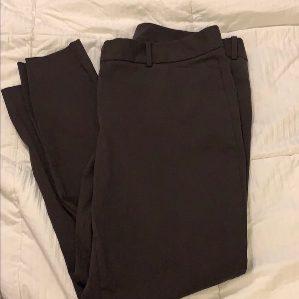 The Limited ideal stretch ankle pants size 14